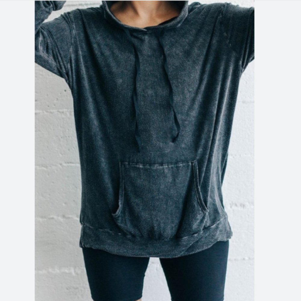 Joah Brown Bungalow Hoodie in Wash Graphite, One Size